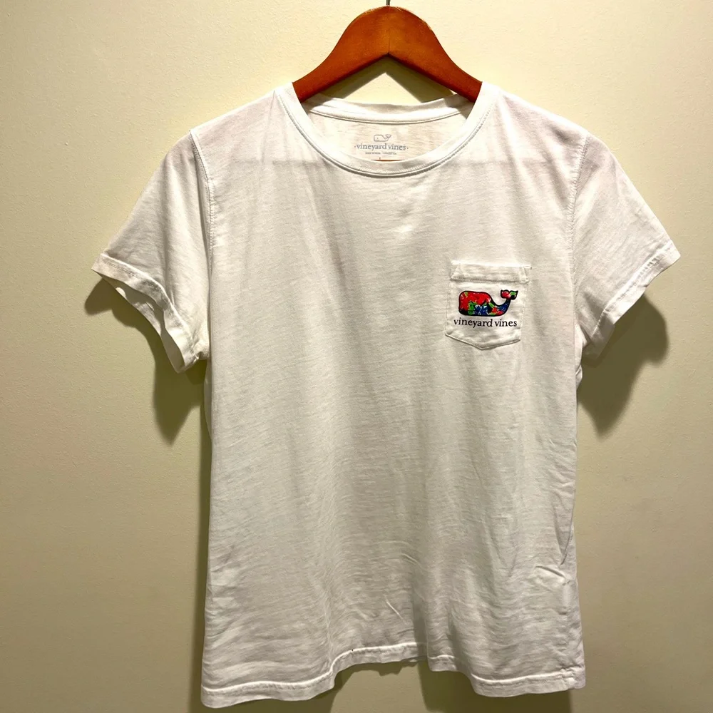 Women’s Vineyard Vines Tee Size L - Picture 1 of 4